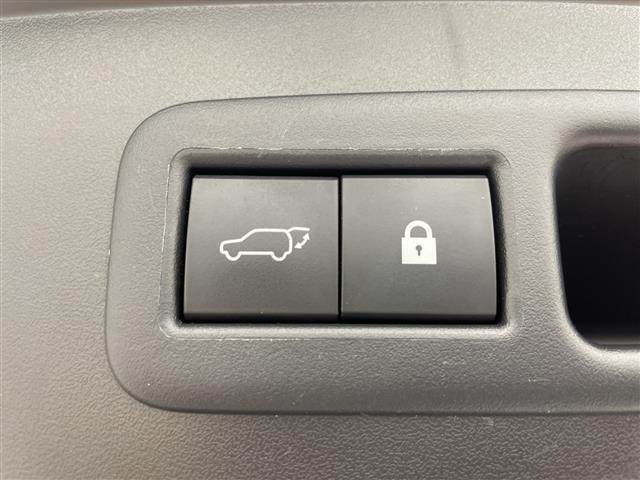 �K���X�R�[�e�B���O�A�i�r�Q�[�V�����A�d�s�b�ȂǁA���̑��̃p�[�c�̎��t�������ς���̂����k�������Ă���܂��I�I�N���}�̂��Ɖ��ł����C�����������I