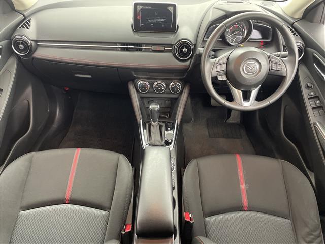 デミオ ＸＤツーリング　禁煙車　ヘッドアップディスプレイ　メーカーナビ　フルセグＴＶ　バックカメラ　ドライブレコーダー　パドルシフト　クルーズコントロール　ステアリングリモコン　ＬＥＤライト　ＥＴＣ　スマートキー（2枚目）