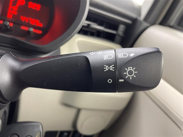 ムーヴ Ｌ　禁煙車　４ＷＤ　純正ナビ　バックカメラ　ＥＴＣ　キーレス　ステアリングリモコン　ＣＤ・ＤＶＤ　ワンセグＴＶ　ダブルエアバッグ　アイドリングストップ　横滑り防止機能　フロアマット　取扱説明書（11枚目）