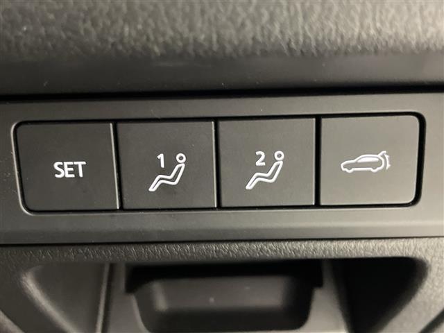 �K���X�R�[�e�B���O�A�i�r�Q�[�V�����A�d�s�b�ȂǁA���̑��̃p�[�c�̎��t�������ς���̂����k�������Ă���܂��I�I�N���}�̂��Ɖ��ł����C�����������I