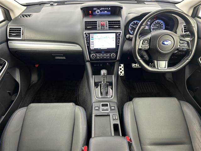 レヴォーグ 1.6GT-Sアイサイト /4WD/メーカーオプションナビ/アイサイト/デジタルインナーミラー/ステアリングスイッチ/パドルシフト/前席シートヒーター/レザーシート/前席パワーシート(メモリー付き)/ヘッドライトレベライザー(2枚目)