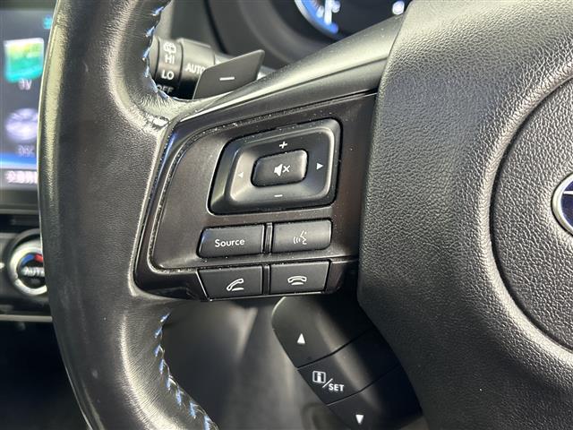 レヴォーグ 1.6GT-Sアイサイト /4WD/メーカーオプションナビ/アイサイト/デジタルインナーミラー/ステアリングスイッチ/パドルシフト/前席シートヒーター/レザーシート/前席パワーシート(メモリー付き)/ヘッドライトレベライザー(24枚目)