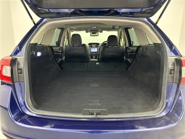 レヴォーグ 1.6GT-Sアイサイト /4WD/メーカーオプションナビ/アイサイト/デジタルインナーミラー/ステアリングスイッチ/パドルシフト/前席シートヒーター/レザーシート/前席パワーシート(メモリー付き)/ヘッドライトレベライザー(35枚目)