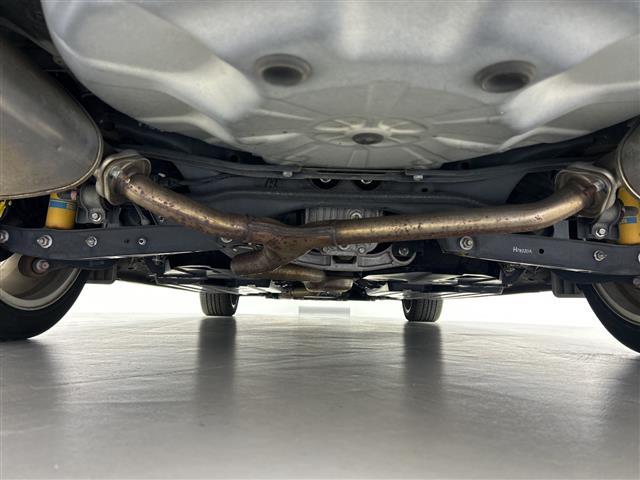 レヴォーグ 1.6GT-Sアイサイト /4WD/メーカーオプションナビ/アイサイト/デジタルインナーミラー/ステアリングスイッチ/パドルシフト/前席シートヒーター/レザーシート/前席パワーシート(メモリー付き)/ヘッドライトレベライザー(43枚目)