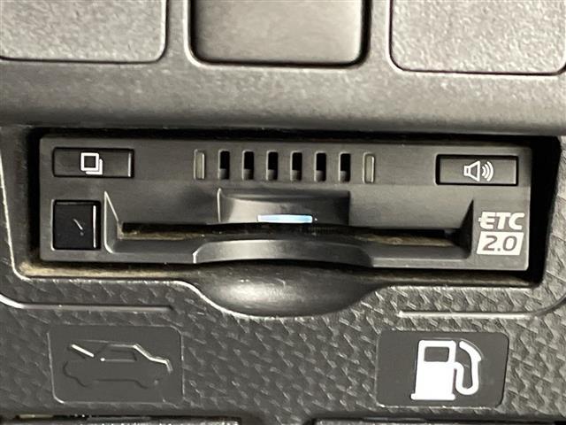 ������тm���C�P���̃K���o�[�����炱���ł��鍂������I���Q�O�Q�O�N�P���@�i���j���{�\����������������ׁi�������ÎԔ���s��̑�蔃����Ǝ҂�ΏۂƂ����u���Î����Ԕ���䐔�m���D�P�����v���j