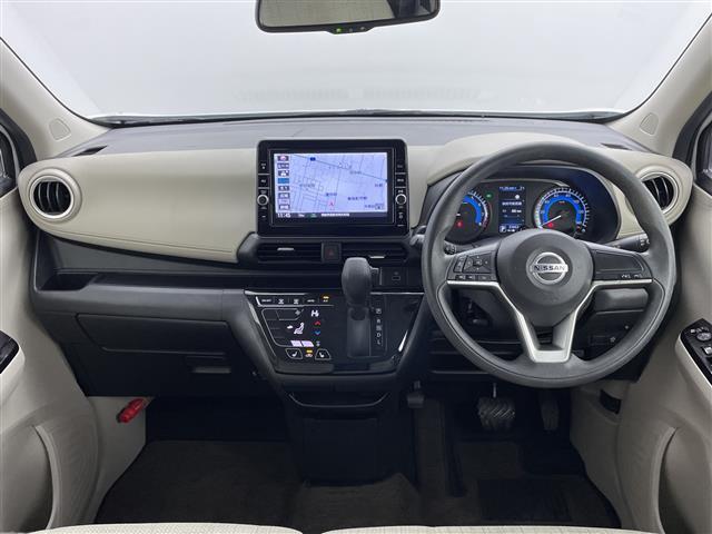 デイズ Ｘ　禁煙車　４ＷＤ　シートヒーター　純正９インチナビ　フルセグＴＶ　クリアランスソナー　ＥＴＣ　バックカメラ　純正ドライブレコーダー　オートハイビーム　純正アルミホイール　ステアリングリモコン（2枚目）