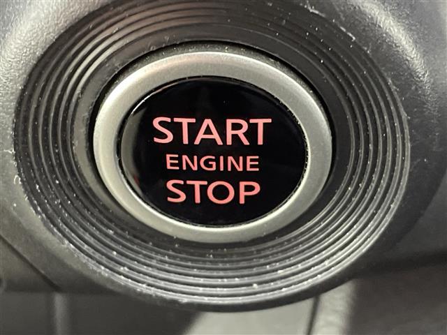 デイズ Ｘ　禁煙車　４ＷＤ　シートヒーター　純正９インチナビ　フルセグＴＶ　クリアランスソナー　ＥＴＣ　バックカメラ　純正ドライブレコーダー　オートハイビーム　純正アルミホイール　ステアリングリモコン（7枚目）