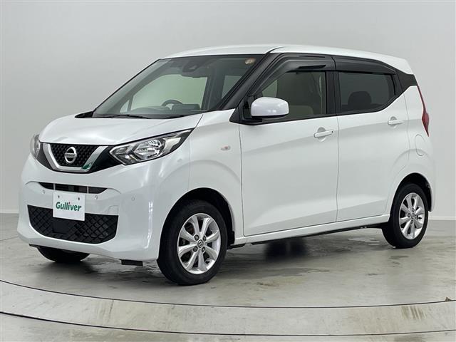 デイズ Ｘ　禁煙車　４ＷＤ　シートヒーター　純正９インチナビ　フルセグＴＶ　クリアランスソナー　ＥＴＣ　バックカメラ　純正ドライブレコーダー　オートハイビーム　純正アルミホイール　ステアリングリモコン（22枚目）