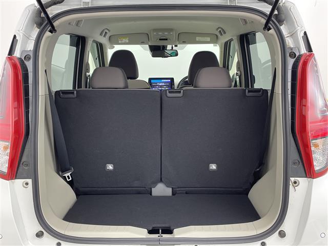 デイズ Ｘ　禁煙車　４ＷＤ　シートヒーター　純正９インチナビ　フルセグＴＶ　クリアランスソナー　ＥＴＣ　バックカメラ　純正ドライブレコーダー　オートハイビーム　純正アルミホイール　ステアリングリモコン（30枚目）