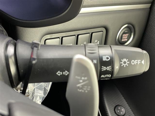 ���ŐV�i�r�i�t���Z�O�E�����Z�O�E�c�u�c�Đ��j�����ē��B�J���b�c�F���A�E�A���p�C���E�C�N���v�X�̃i�r���戵���Ă���o�b�N�J�����i�o�b�N���j�^�[�j��ȃ��j�^�[�i�t���b�v�_�E�����j�^�[�j�̎�t���\�ł��B