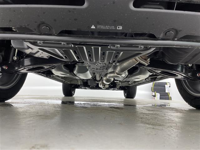 ���ŐV�i�r�i�t���Z�O�E�����Z�O�E�c�u�c�Đ��j�����ē��B�J���b�c�F���A�E�A���p�C���E�C�N���v�X�̃i�r���戵���Ă���o�b�N�J�����i�o�b�N���j�^�[�j��ȃ��j�^�[�i�t���b�v�_�E�����j�^�[�j�̎�t���\�ł��B