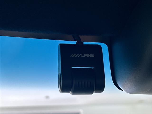 Ｎ－ＢＯＸカスタム Ｌターボ　スタイル＋ブラック　禁煙車／４ＷＤ／レーンキープアシスト／ＡＣＣ／純正８型ナビ／フルセグＴＶ／バックカメラ／両側パワースライドドア／ハーフレザーシート／シートヒーター／パドルシフト／ドライブレコーダー／エンジンスターター（8枚目）