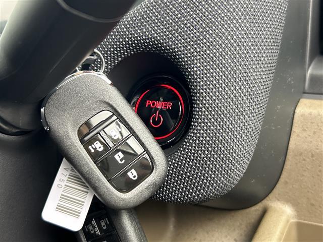 フリード ｅ：ＨＥＶエアー　ＥＸ　登録済未使用車　４ＷＤ　両側パワースライドドア　レーダークルーズコントロール　ＢＳＭ　純正９型ナビ　フルセグＴＶ　スマホ連動　クリアランスソナー　シートヒーター　バックカメラ　オートハイビーム　ＬＥＤ（24枚目）