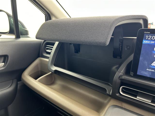 フリード ｅ：ＨＥＶエアー　ＥＸ　登録済未使用車　４ＷＤ　両側パワースライドドア　レーダークルーズコントロール　ＢＳＭ　純正９型ナビ　フルセグＴＶ　スマホ連動　クリアランスソナー　シートヒーター　バックカメラ　オートハイビーム　ＬＥＤ（30枚目）