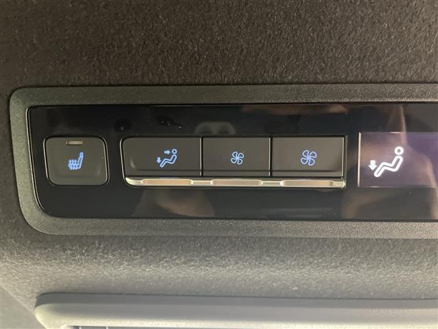 ノア ハイブリッドS-Z 禁煙車/純正10.5型ナビ/後席モニター/快適利便PKG/全周囲カメラ/パーキングアシスト/衝突軽減/車線逸脱支援/レーダークルーズ/3眼LEDヘッドライト/両側電動スライドドア/電動リヤゲート/(9枚目)