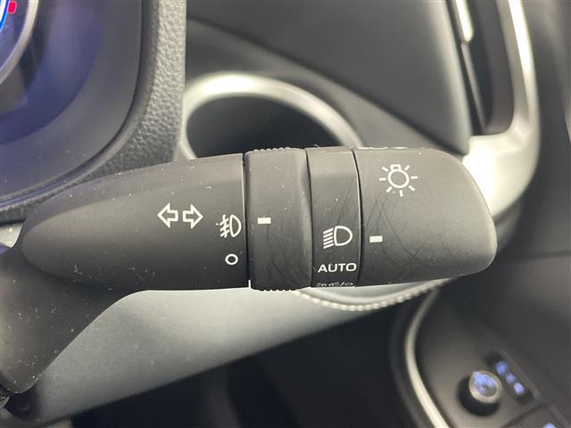 ノア ハイブリッドS-Z 禁煙車/純正10.5型ナビ/後席モニター/快適利便PKG/全周囲カメラ/パーキングアシスト/衝突軽減/車線逸脱支援/レーダークルーズ/3眼LEDヘッドライト/両側電動スライドドア/電動リヤゲート/(24枚目)