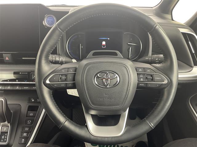 ノア ハイブリッドS-Z 禁煙車/純正10.5型ナビ/後席モニター/快適利便PKG/全周囲カメラ/パーキングアシスト/衝突軽減/車線逸脱支援/レーダークルーズ/3眼LEDヘッドライト/両側電動スライドドア/電動リヤゲート/(33枚目)