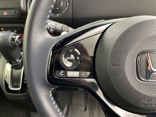 N-BOXカスタム Lターボ 禁煙車/純正ナビ/Bluetooth/フルセグ/レーダークルコン/両側パワスラ/レーンキープ/衝突軽減/コーナーセンサー/シートヒーター/社外AW付サマータイヤ車載//ドライブレコーダー/スペアキー(10枚目)