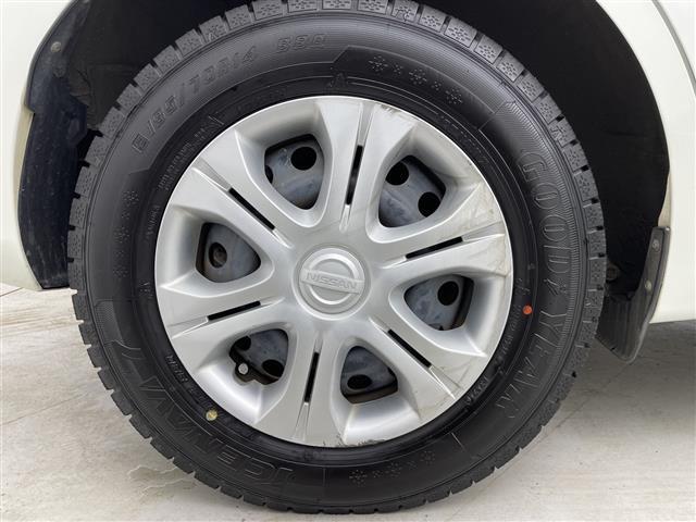 ノート Ｘ　ＦＯＵＲ　禁煙車／純正ナビ／衝突軽減／車線逸脱支援／バックカメラ／フルセグ／Ｂｌｕｅｔｏｏｔｈ／ＥＴＣ／夏タイヤ積み込み／スマートキー／ＬＥＤヘッドライト／オートライト／マニュアルエアコン／フロアマット（16枚目）