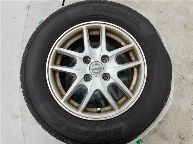 ノート Ｘ　ＦＯＵＲ　禁煙車／純正ナビ／衝突軽減／車線逸脱支援／バックカメラ／フルセグ／Ｂｌｕｅｔｏｏｔｈ／ＥＴＣ／夏タイヤ積み込み／スマートキー／ＬＥＤヘッドライト／オートライト／マニュアルエアコン／フロアマット（26枚目）