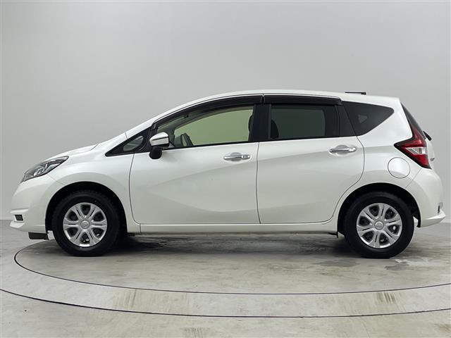 ノート Ｘ　ＦＯＵＲ　禁煙車／純正ナビ／衝突軽減／車線逸脱支援／バックカメラ／フルセグ／Ｂｌｕｅｔｏｏｔｈ／ＥＴＣ／夏タイヤ積み込み／スマートキー／ＬＥＤヘッドライト／オートライト／マニュアルエアコン／フロアマット（39枚目）