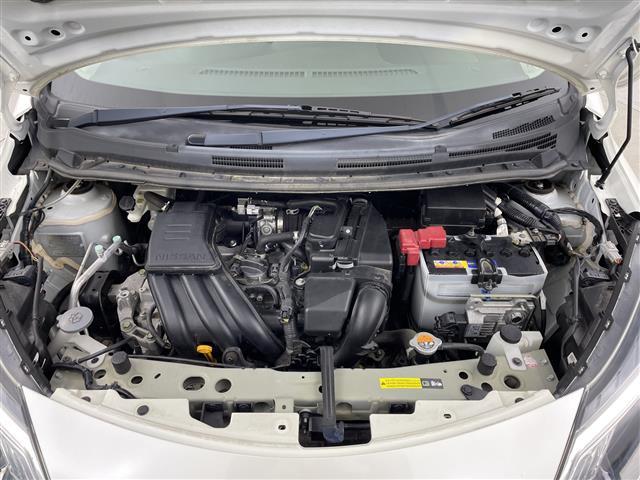 ノート Ｘ　ＦＯＵＲ　禁煙車／純正ナビ／衝突軽減／車線逸脱支援／バックカメラ／フルセグ／Ｂｌｕｅｔｏｏｔｈ／ＥＴＣ／夏タイヤ積み込み／スマートキー／ＬＥＤヘッドライト／オートライト／マニュアルエアコン／フロアマット（42枚目）