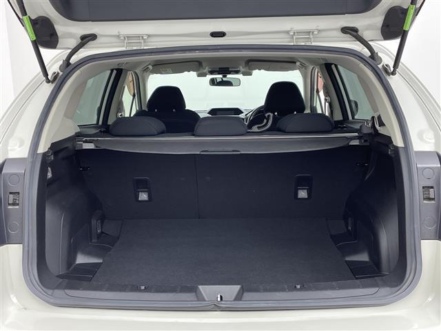 インプレッサスポーツ ２．０ｉ－Ｓアイサイト　禁煙車　ＢＳＭ　レーダークルーズコントロール　社外７型ナビ　フルセグＴＶ　ＥＴＣ　パワーシート　バックカメラ　ＬＥＤライト　フォグライト　レーンアシスト　ダウンヒルアシスト　純正アルミ　パドルシフト（15枚目）