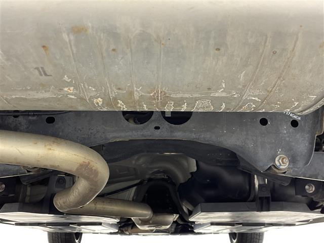 インプレッサスポーツ ２．０ｉ－Ｓアイサイト　禁煙車　ＢＳＭ　レーダークルーズコントロール　社外７型ナビ　フルセグＴＶ　ＥＴＣ　パワーシート　バックカメラ　ＬＥＤライト　フォグライト　レーンアシスト　ダウンヒルアシスト　純正アルミ　パドルシフト（43枚目）