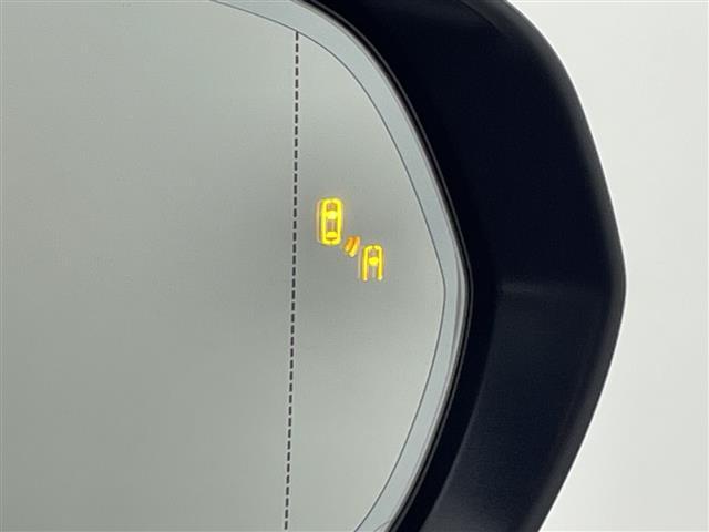 ＮＸ ＮＸ２５０　バージョンＬ　禁煙車　マークレビンソン　純正エアロ　パノラミックビューモニター　ＢＳＭ　サンルーフ　ワイヤレス　１４型ナビ　フルセグＴＶ　シートヒーター・エアシート　ステアリングヒーター　デジタルミラー（4枚目）