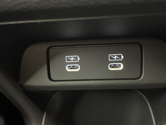 ヴェゼル ｅ：ＨＥＶ　Ｚ　登録済未使用車／／ホンダセンシング／純正９型ナビ／スマホ連携／フルセグＴＶ／バックカメラ／電動リアゲート／ハーフレザーシート／シートヒーター／パドルシフト／スペアキー／ＥＴＣ２．０／ワイヤレス充電（27枚目）