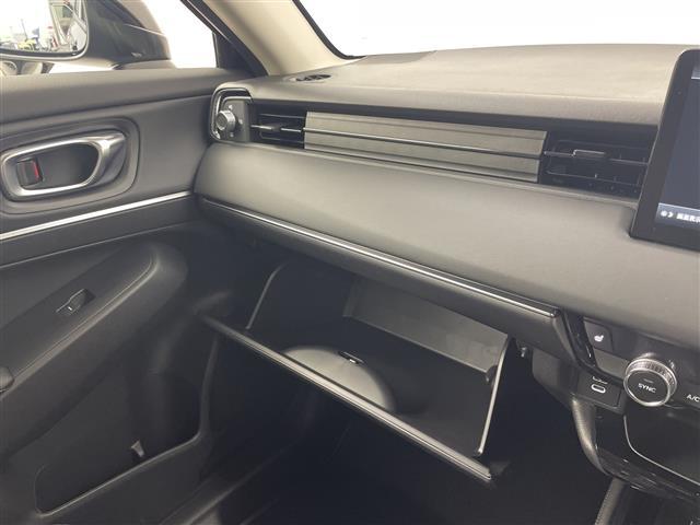 ヴェゼル ｅ：ＨＥＶ　Ｚ　登録済未使用車／／ホンダセンシング／純正９型ナビ／スマホ連携／フルセグＴＶ／バックカメラ／電動リアゲート／ハーフレザーシート／シートヒーター／パドルシフト／スペアキー／ＥＴＣ２．０／ワイヤレス充電（29枚目）