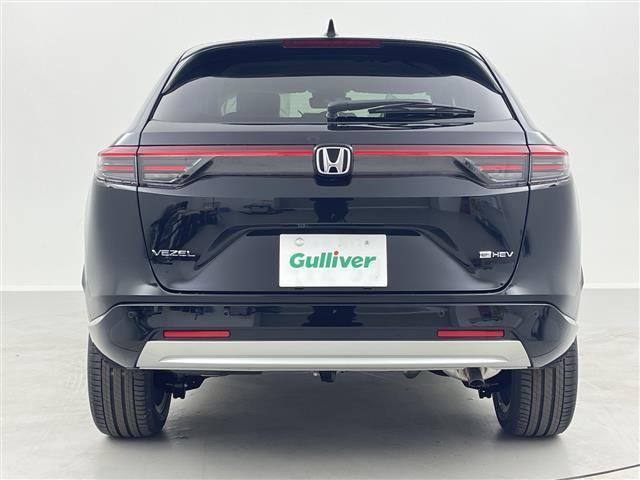 ヴェゼル ｅ：ＨＥＶ　Ｚ　登録済未使用車／／ホンダセンシング／純正９型ナビ／スマホ連携／フルセグＴＶ／バックカメラ／電動リアゲート／ハーフレザーシート／シートヒーター／パドルシフト／スペアキー／ＥＴＣ２．０／ワイヤレス充電（32枚目）