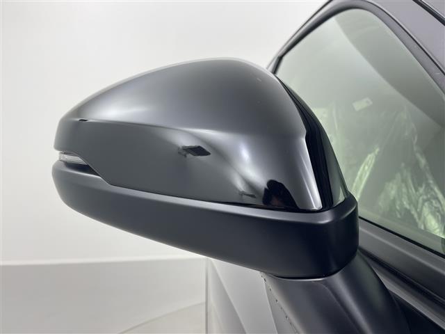 ヴェゼル ｅ：ＨＥＶ　Ｚ　登録済未使用車／／ホンダセンシング／純正９型ナビ／スマホ連携／フルセグＴＶ／バックカメラ／電動リアゲート／ハーフレザーシート／シートヒーター／パドルシフト／スペアキー／ＥＴＣ２．０／ワイヤレス充電（40枚目）
