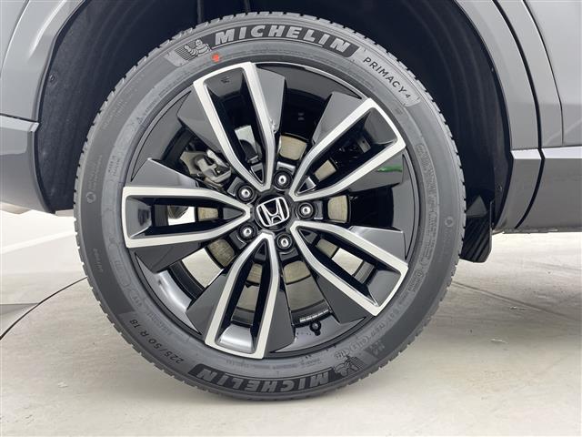 ヴェゼル ｅ：ＨＥＶ　Ｚ　登録済未使用車／／ホンダセンシング／純正９型ナビ／スマホ連携／フルセグＴＶ／バックカメラ／電動リアゲート／ハーフレザーシート／シートヒーター／パドルシフト／スペアキー／ＥＴＣ２．０／ワイヤレス充電（41枚目）