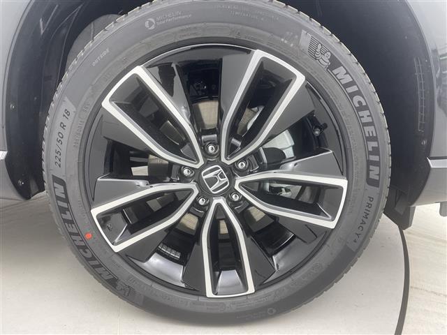 ヴェゼル ｅ：ＨＥＶ　Ｚ　登録済未使用車／／ホンダセンシング／純正９型ナビ／スマホ連携／フルセグＴＶ／バックカメラ／電動リアゲート／ハーフレザーシート／シートヒーター／パドルシフト／スペアキー／ＥＴＣ２．０／ワイヤレス充電（16枚目）