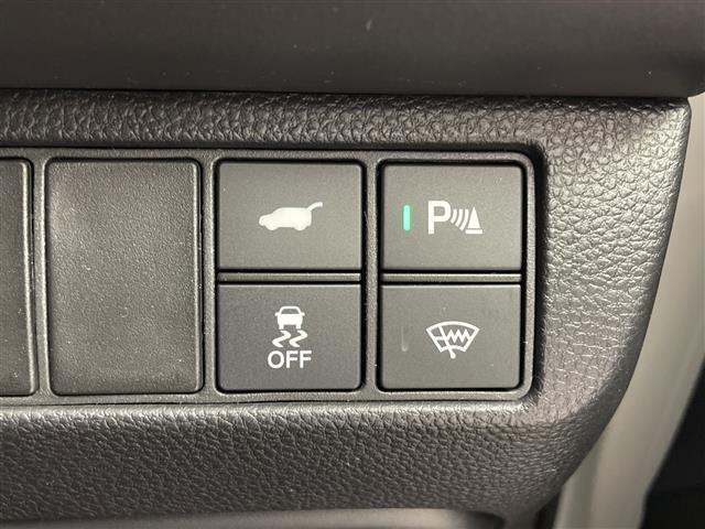 ヴェゼル ｅ：ＨＥＶ　Ｚ　登録済未使用車／／ホンダセンシング／純正９型ナビ／スマホ連携／フルセグＴＶ／バックカメラ／電動リアゲート／ハーフレザーシート／シートヒーター／パドルシフト／スペアキー／ＥＴＣ２．０／ワイヤレス充電（27枚目）