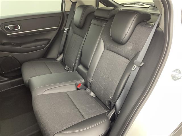 ヴェゼル ｅ：ＨＥＶ　Ｚ　登録済未使用車／／ホンダセンシング／純正９型ナビ／スマホ連携／フルセグＴＶ／バックカメラ／電動リアゲート／ハーフレザーシート／シートヒーター／パドルシフト／スペアキー／ＥＴＣ２．０／ワイヤレス充電（34枚目）