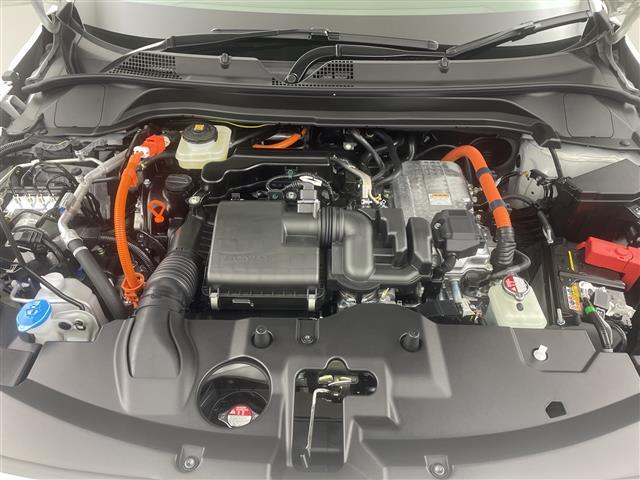 ヴェゼル ｅ：ＨＥＶ　Ｚ　登録済未使用車／／ホンダセンシング／純正９型ナビ／スマホ連携／フルセグＴＶ／バックカメラ／電動リアゲート／ハーフレザーシート／シートヒーター／パドルシフト／スペアキー／ＥＴＣ２．０／ワイヤレス充電（42枚目）