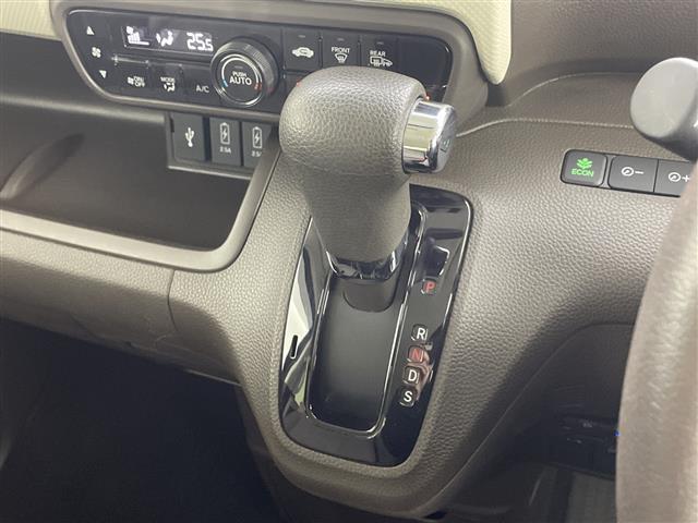 Ｎ－ＢＯＸ Ｌ・ターボ　禁煙車／両側パワースライドドア／純正ナビ／Ｂｌｕｅｔｏｏｔｈ／フルセグＴＶ／アダプティブクルーズコントロール／ＥＴＣ／オートリトラミラー／アレルクリーンプラスシート／前席用ｉ－サイ（4枚目）