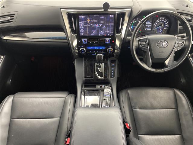 アルファードハイブリッド SR Cパッケージ 禁煙車 ALPINEフリップダウンモニター ALPINE11型ナビ 両側パワースライドドア シートヒーター エアシート クリアランスソナー ステアリングヒーター レーダークルーズ AC100V ETC(2枚目)