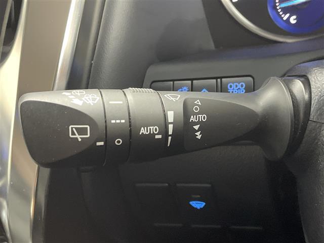 アルファードハイブリッド SR Cパッケージ 禁煙車 ALPINEフリップダウンモニター ALPINE11型ナビ 両側パワースライドドア シートヒーター エアシート クリアランスソナー ステアリングヒーター レーダークルーズ AC100V ETC(25枚目)