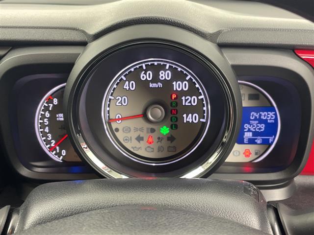 Ｎ－ＯＮＥ Ｇ　禁煙車／４ＷＤ／スマートキー／エンジンスターター／シートヒーター／ＨＩＤヘッドライト／オートエアコン／オーディオプレーヤー／横滑り防止／ＣＤ／ＦＭ／ＡＭ／ＡＵＸ／純正フロアマット／盗難防止装置（10枚目）