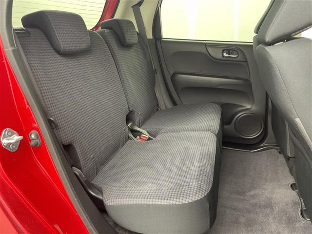 Ｎ－ＯＮＥ Ｇ　禁煙車／４ＷＤ／スマートキー／エンジンスターター／シートヒーター／ＨＩＤヘッドライト／オートエアコン／オーディオプレーヤー／横滑り防止／ＣＤ／ＦＭ／ＡＭ／ＡＵＸ／純正フロアマット／盗難防止装置（14枚目）