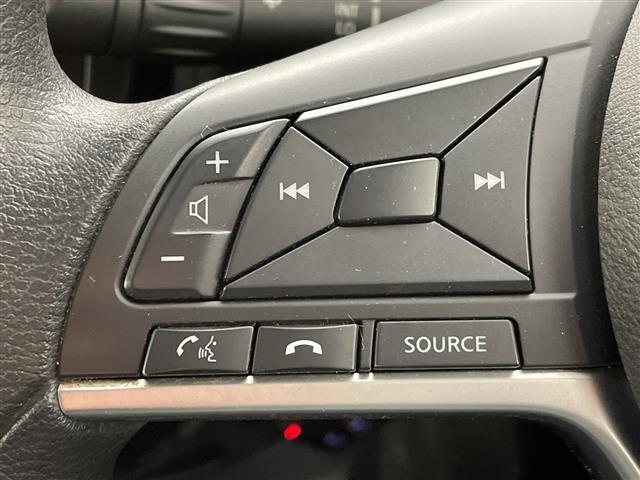 ノート 禁煙車/衝突軽減/社外7インチナビ/Bluetooth/フルセグTV/アラウンドビューモニター/デジタルインナーミラー/ETC/オートエアコン/レーンキープアシスト/アルミ付き夏タイヤ積込(25枚目)