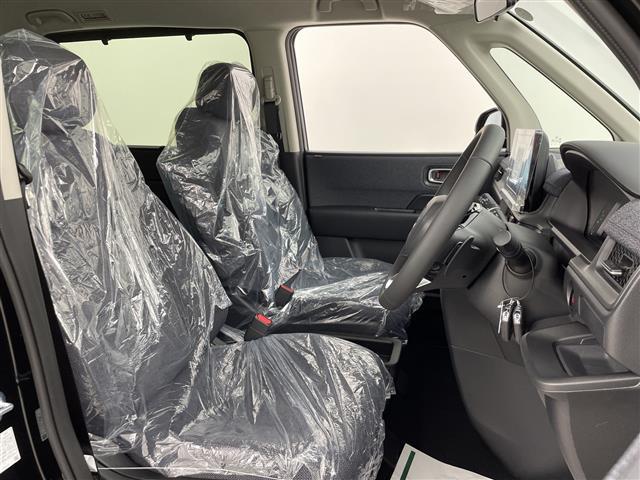 ステップワゴン e:HEVエアー EX 登録未使用車/禁煙車/レーダークルーズ/衝突軽減/レーンキープ/ブラインドスポットモニター/コーナーセンサー/シートヒーター/純正ナビ/Bluetooth/フルセグ/オートライト/LEDヘッドライト(12枚目)