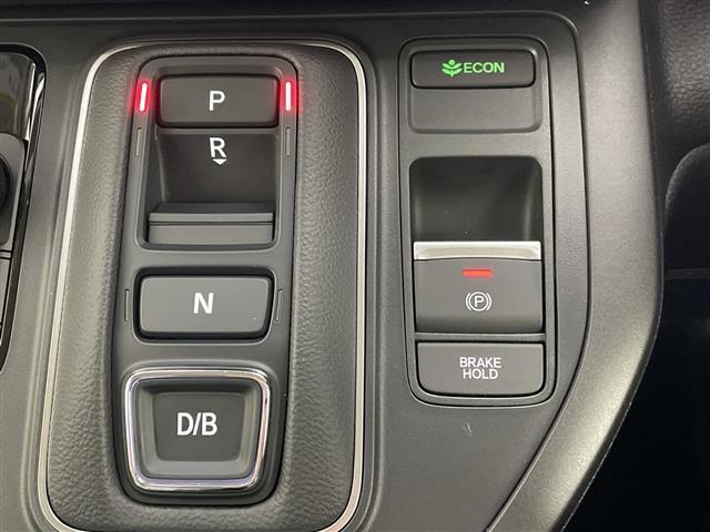 ステップワゴン e:HEVエアー EX 登録未使用車/禁煙車/レーダークルーズ/衝突軽減/レーンキープ/ブラインドスポットモニター/コーナーセンサー/シートヒーター/純正ナビ/Bluetooth/フルセグ/オートライト/LEDヘッドライト(25枚目)