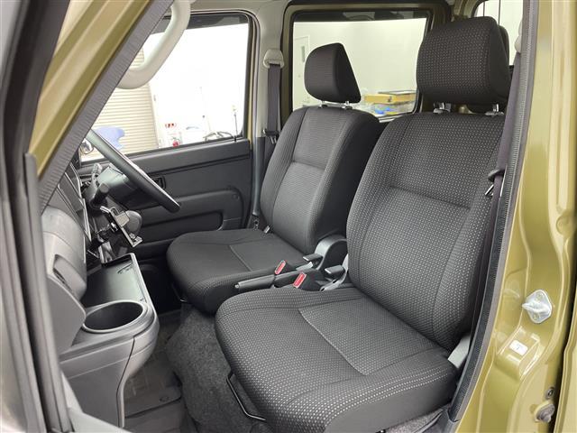 サンバーバン オープンデッキ　禁煙車／４ＷＤ／純正ナビ／衝突軽減／バックカメラ／サイドオーニング／ルーフキャリア／フルセグ／ＥＴＣ／ＬＥＤヘッド／レーンキープ／アイドリングストップ／リモコンキー／オートライト／オートハイビーム（30枚目）