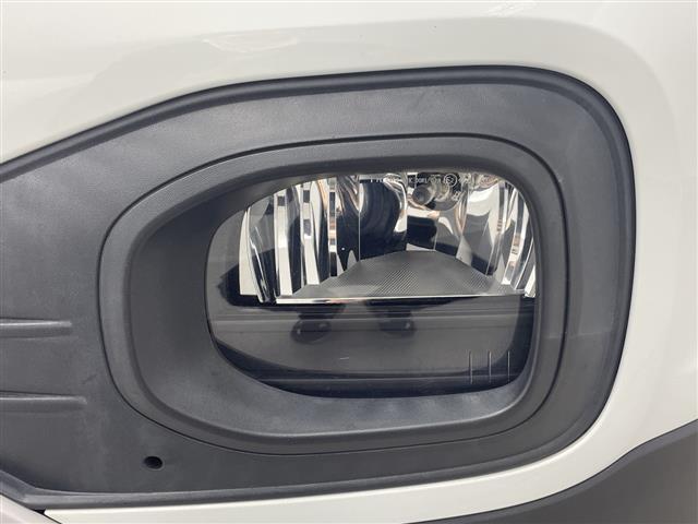 Ｔ－クロス ＴＳＩ　アクティブ　禁煙車／ワンオーナー／ＢＳＭ／純正８型ナビ／ワイヤレス充電／パーキングアシスト／レーダークルーズコントロール／バックカメラ／フルセグ／Ｂｌｕｅｔｏｏｔｈ接続／ＬＥＤヘッドライト／オートライト／ＥＴＣ（41枚目）