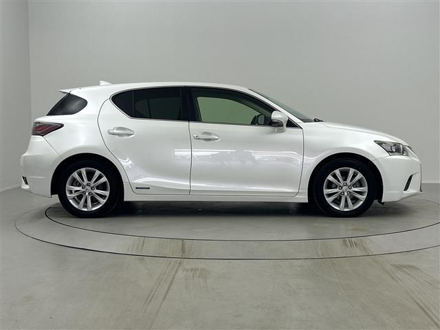 ＣＴ ＣＴ２００ｈ　バージョンＣ　禁煙車　純正ナビ　シートヒーター　前席パワーシート　前後ドライブレコーダー　バックカメラ　クルーズコントロール　ＥＴＣ　ＬＥＤヘッドライト　　パドルシフト　フルセグＴＶ　純正アルミホイール　横滑り防止（38枚目）