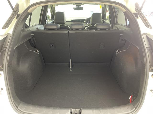 キックス Ｘ　禁煙車　アラウンドビューモニター　プロパイロット　純正９型ナビ　フルセグＴＶ　ＥＴＣ　デジタルインナーミラー　純正ドライブレコーダー　シートヒーター　ハーフレザーシート　ステアリングヒーター　ＬＥＤ（15枚目）